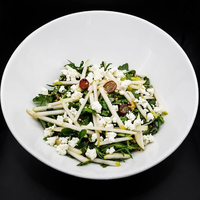 Lunch at Our Gastropub: Steak, Pizza, and More