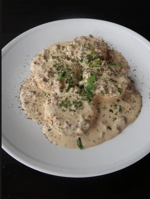 BISCUITS & GRAVY